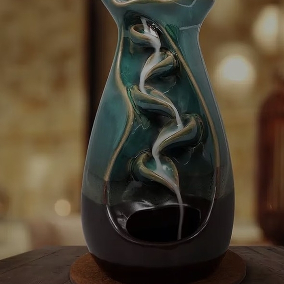 Other - NEW IN BOX. Trend Vision Tulip Incense Burner W/10 Scented Cones/Table Mat